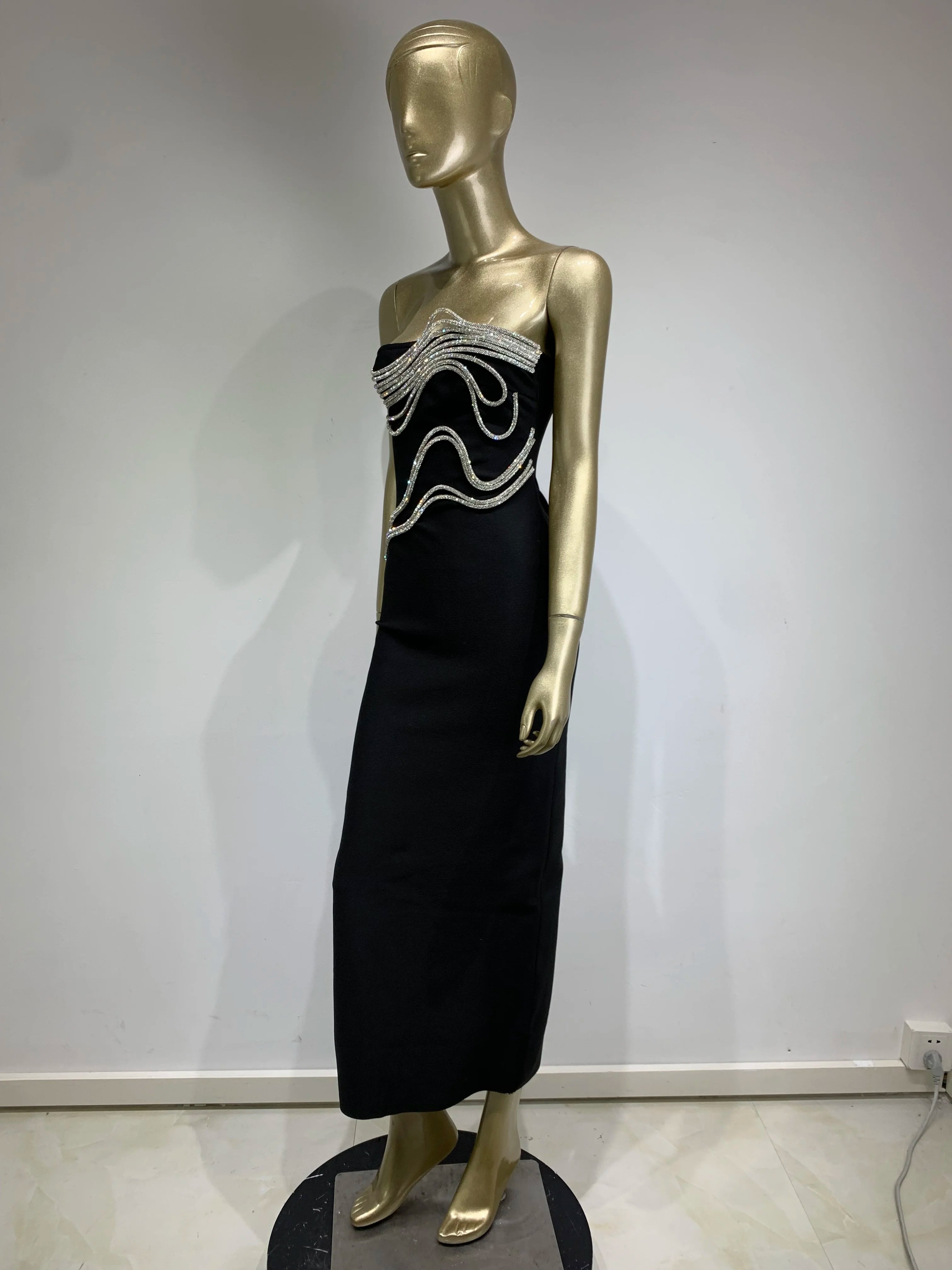 New Women Celebrity Sexy Strapless Backless Diamonds Black Maxi Long Bodycon Bandage Dress 2024 Elegant Evening Club Party Dress