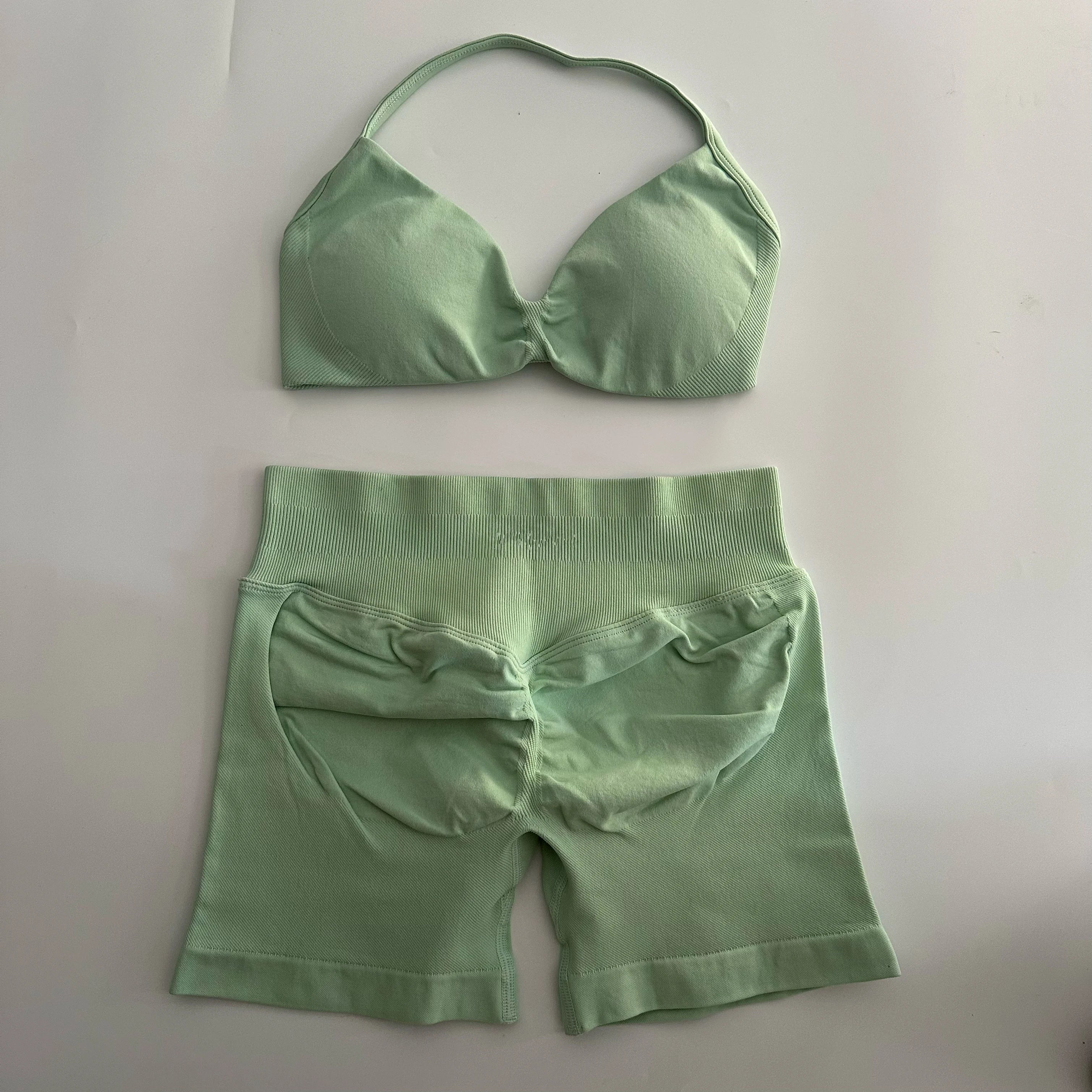 No Logo Yoga Gym Set Women Seamless Strappy Yoga Bra Top High Waist Workout Scrunch Shorts Sports Set Fitness Clothes Sportswear