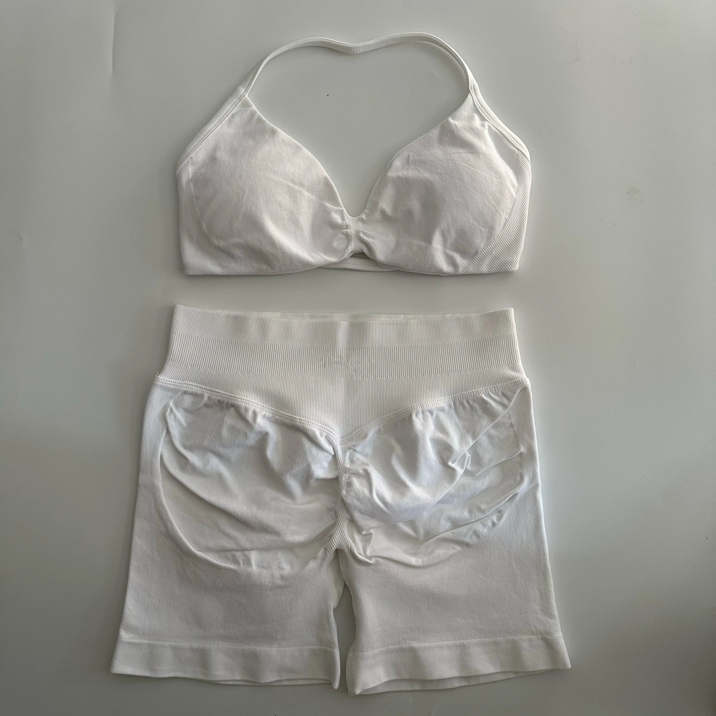 No Logo Yoga Gym Set Women Seamless Strappy Yoga Bra Top High Waist Workout Scrunch Shorts Sports Set Fitness Clothes Sportswear